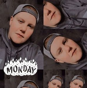 Meet your Posher, Mallory